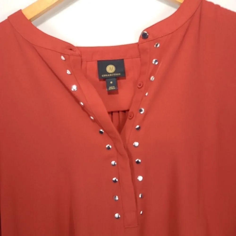 JM Collection Rivet Pleated-Back Blouse - Picture 5 of 12